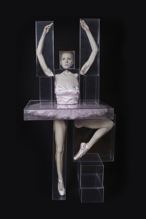 ballerina-bailarina-2007-resin-hair-ocular-prosthesis-acrylic-87-4-x-37-4-x-43-3-in-222x95x110cm-figueiredo-ferraz-institute-collection-1_1000